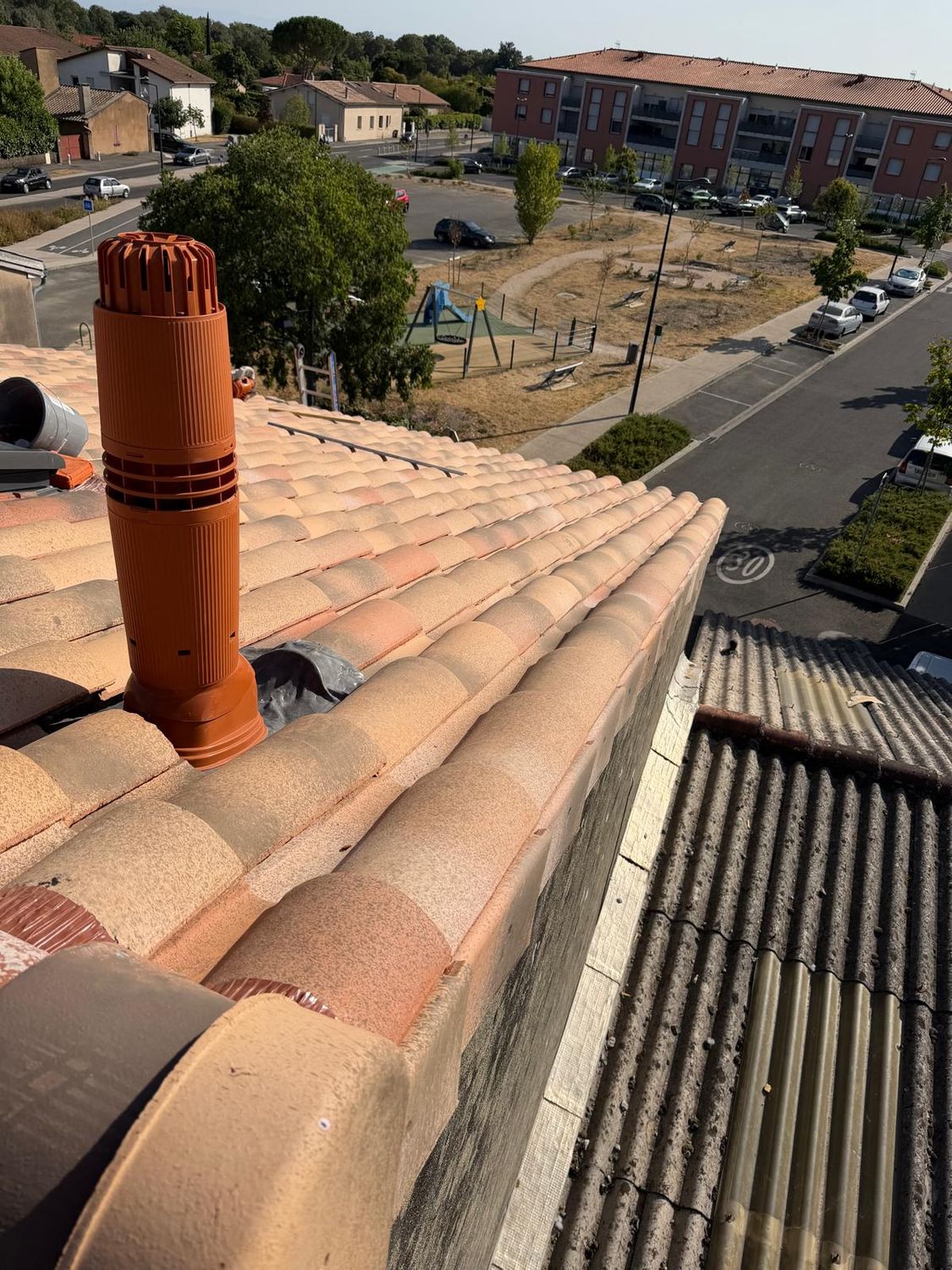 Sortie de ventilation reprise en toiture